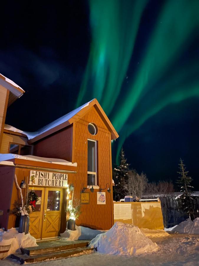 Aurora Bayside Inn Yellowknife Exterior foto